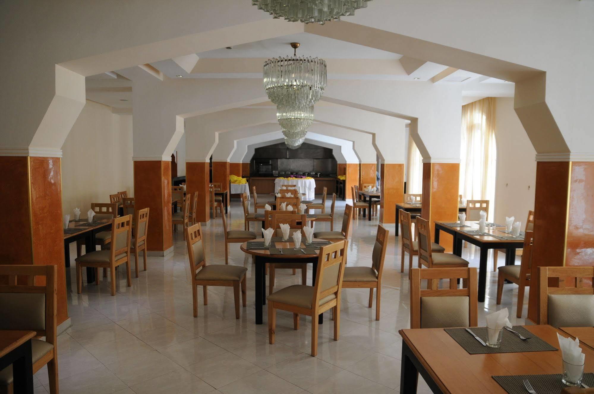 Hotel Al Massira Laayoune  Exterior photo